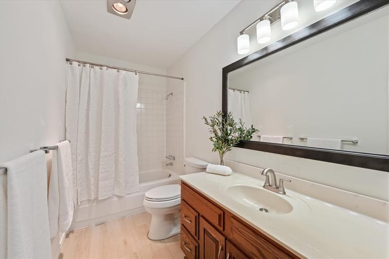 6622 Hunters Ridge Drive, Dallas TX 75248 - Photo 19