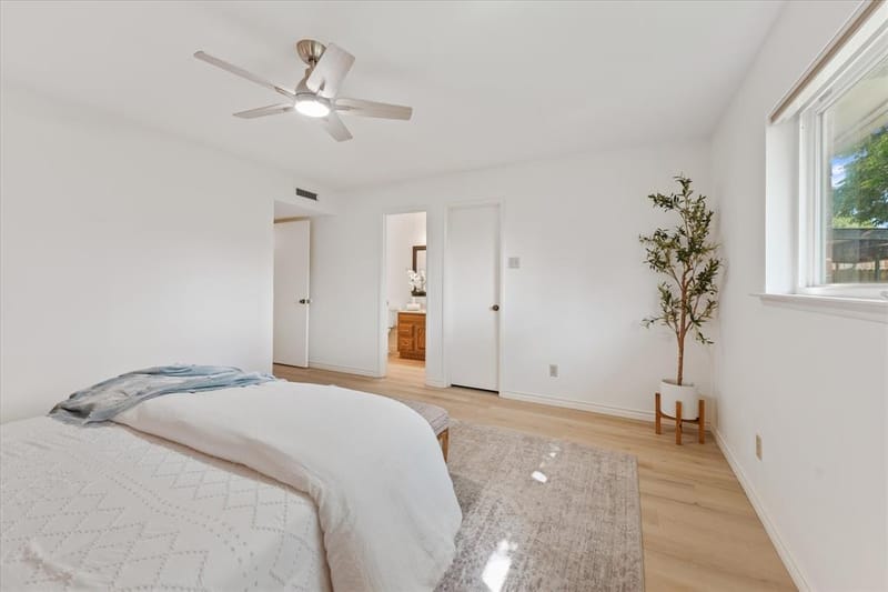 6622 Hunters Ridge Drive, Dallas TX 75248 - Photo 8