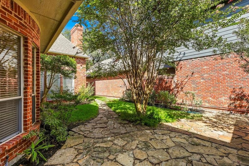 14762 Bedivere Court, Addison TX 75254 - Photo 29