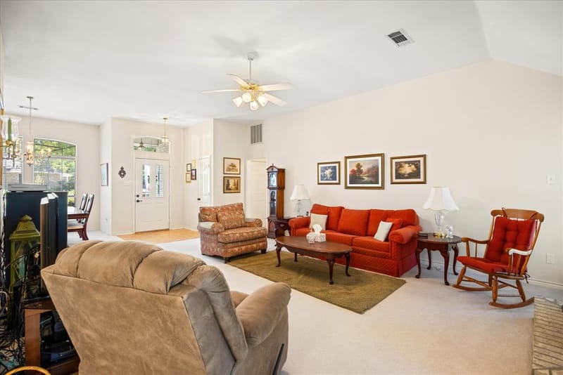 9008 Magnolia Vale Drive, Granbury TX 76049 - Photo 6