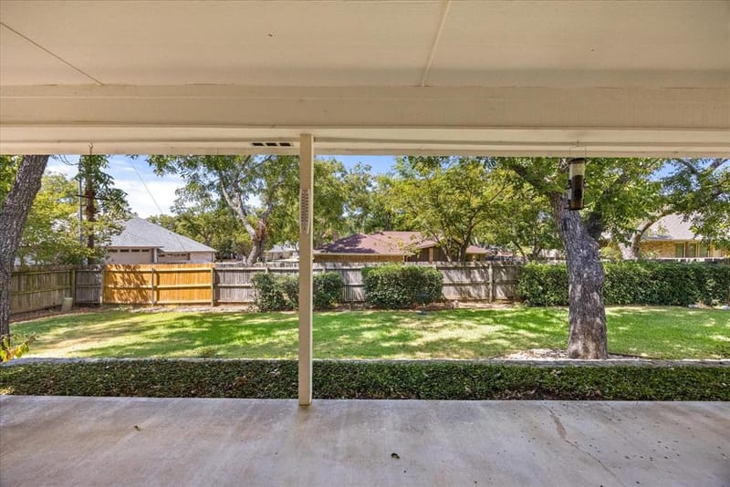 9008 Magnolia Vale Drive, Granbury TX 76049 - Photo 22