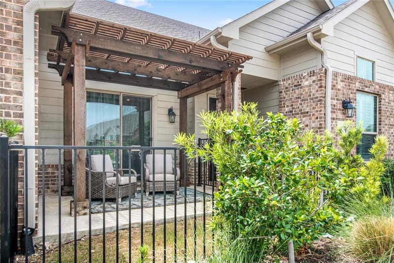 2644 Chardonnay Court, Grand Prairie TX 75054 - Photo 4