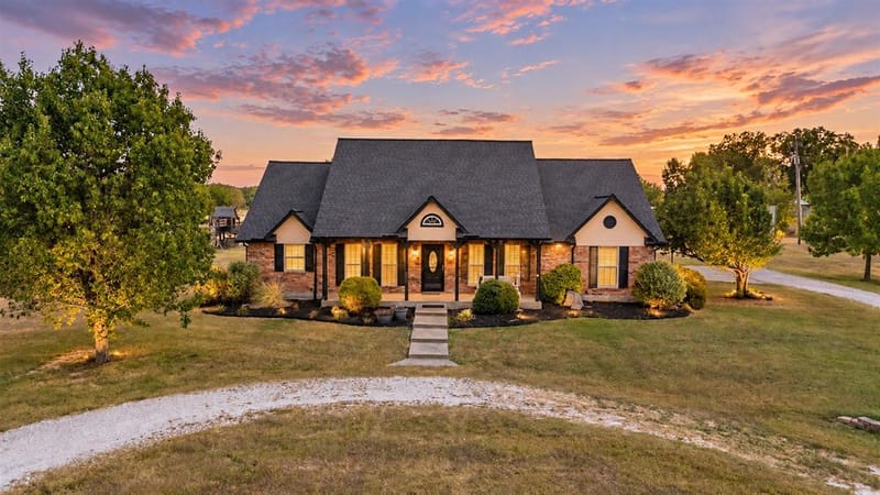 3595 County Road 1037, Greenville TX 75401