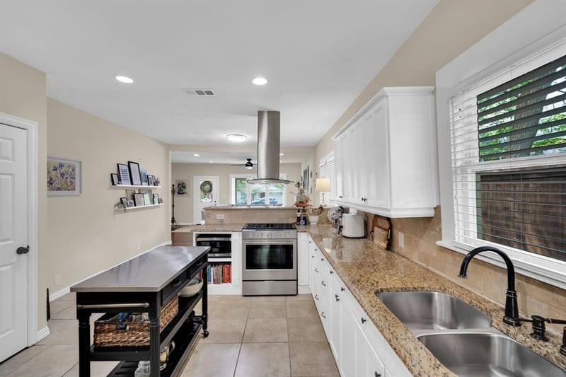 4704 Birchman Avenue, Fort Worth TX 76107 - Photo 6
