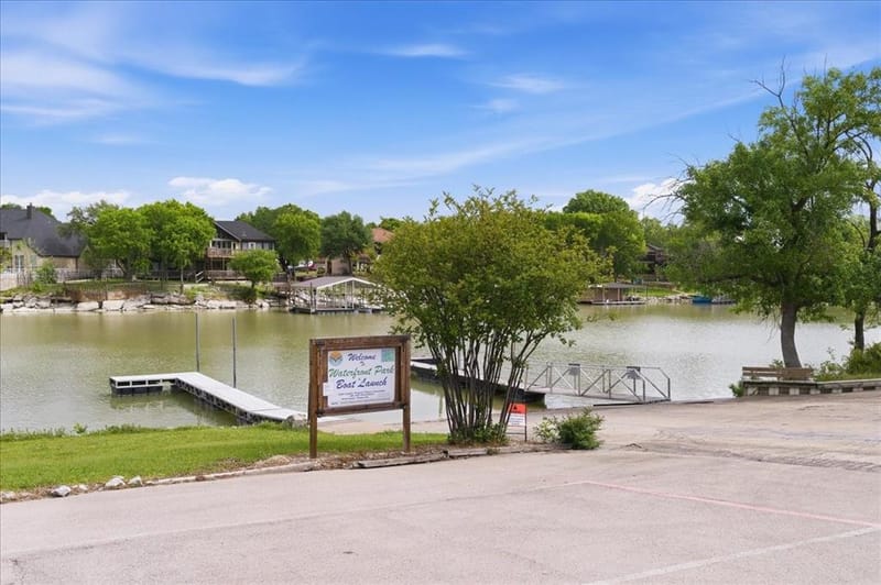 7816 Fairwood Court, Fort Worth TX 76179 - Photo 9