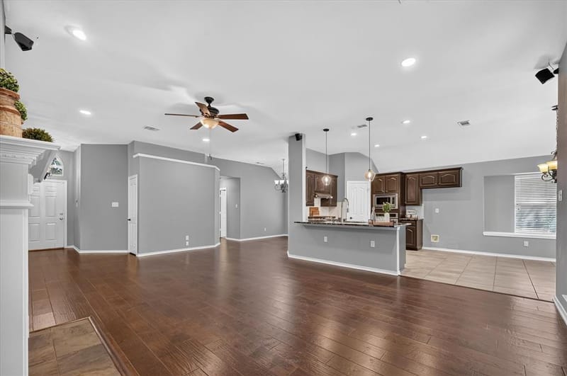 2720 Windstone Way, Corinth TX 76210 - Photo 6