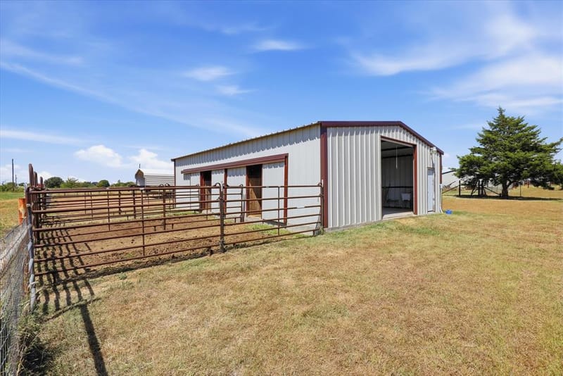 453 Kincannon Lane, Rhome TX 76078 - Photo 30