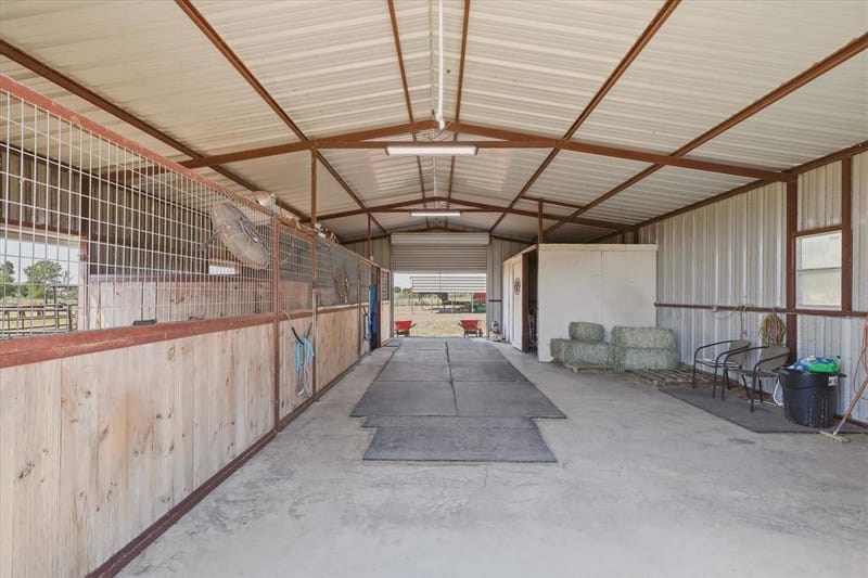 453 Kincannon Lane, Rhome TX 76078 - Photo 31