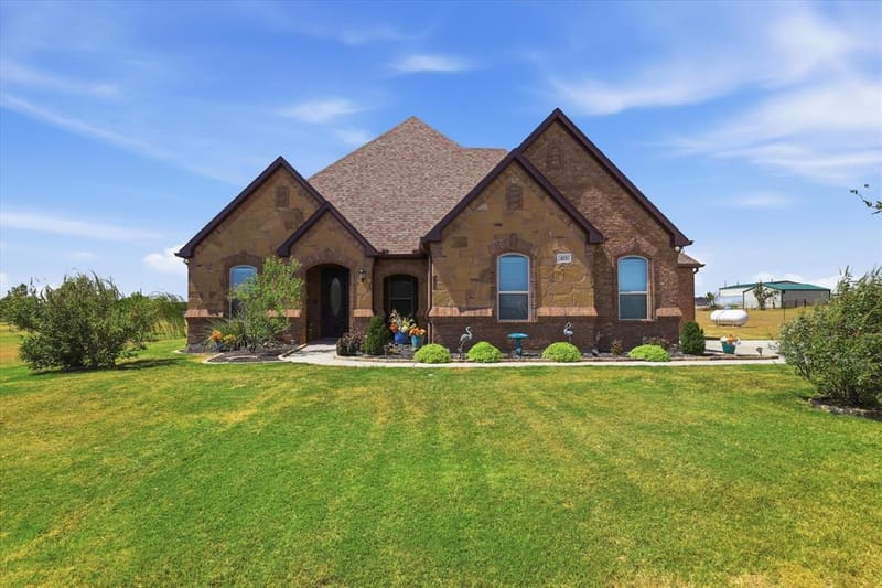 453 Kincannon Lane, Rhome TX 76078 - Photo 4