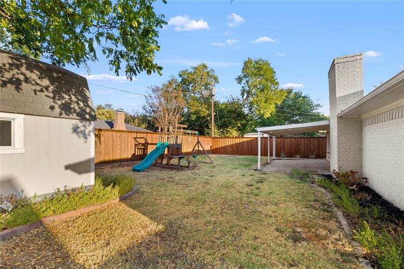 3021 Oakridge Drive, Corsicana TX 75110 - Photo 2