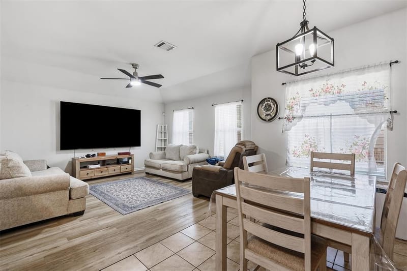821 Rutherford Drive, Crowley TX 76036 - Photo 14