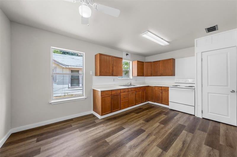 2406 Alexander Avenue, Waco TX 76708 - Photo 9