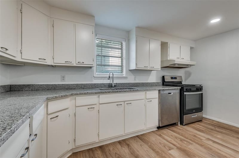 227 S Justin Avenue, Dallas TX 75211 - Photo 17