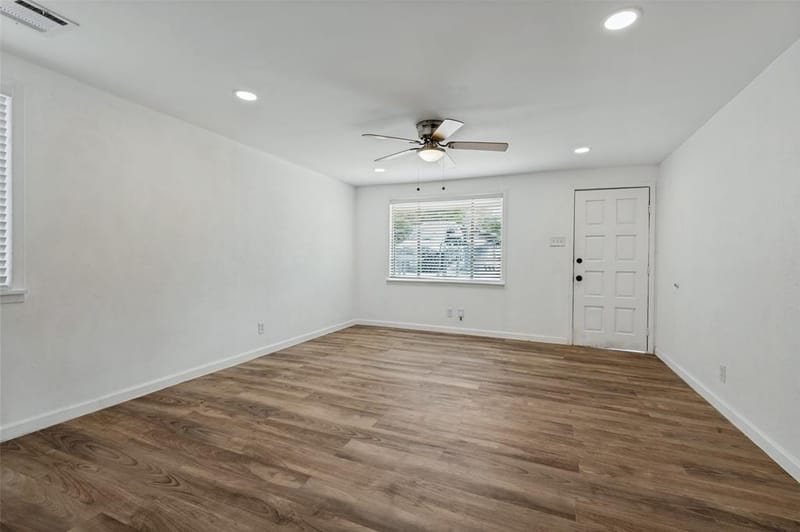 227 S Justin Avenue, Dallas TX 75211 - Photo 12