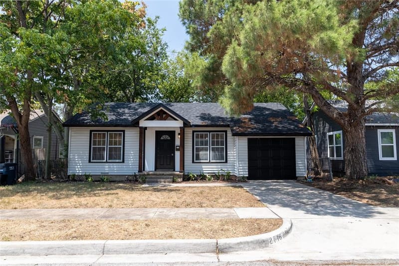 2716 Frazier Avenue, Fort Worth TX 76110