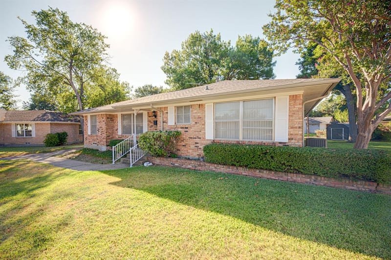 1120 Atlanta Circle, Garland TX 75041 - Photo 2