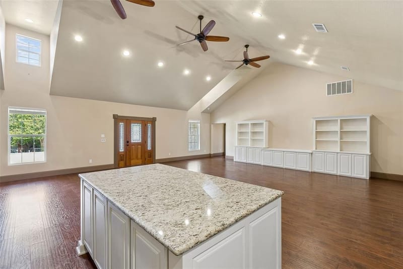 1925 Wildwood Drive, Grand Prairie TX 75050 - Photo 12