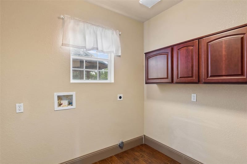 1925 Wildwood Drive, Grand Prairie TX 75050 - Photo 24