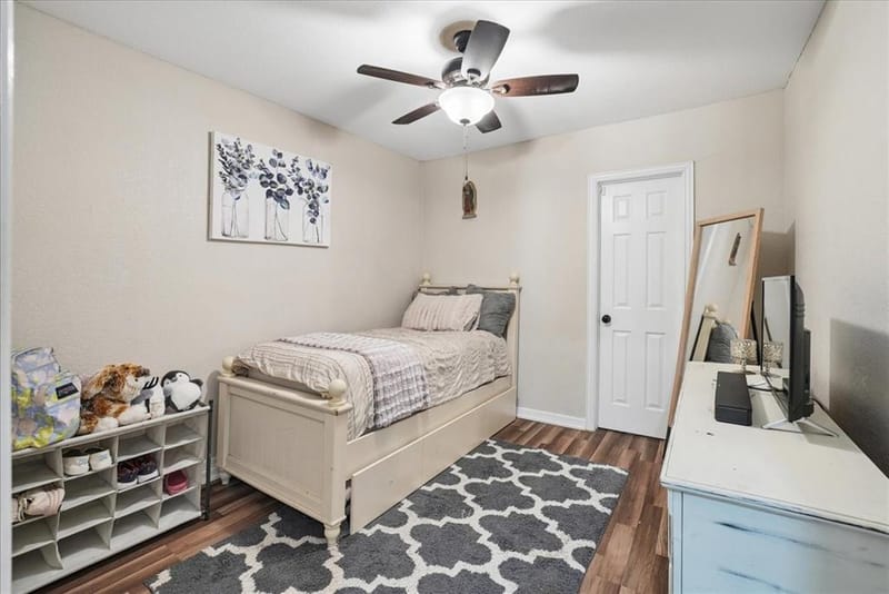 2111 Sharpshire Lane, Arlington TX 76014 - Photo 17