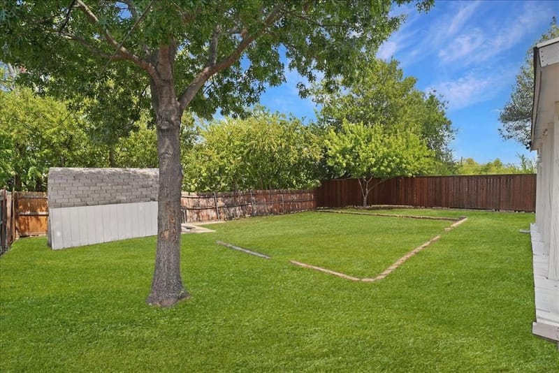 2111 Sharpshire Lane, Arlington TX 76014 - Photo 22