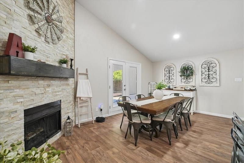 2111 Sharpshire Lane, Arlington TX 76014 - Photo 7