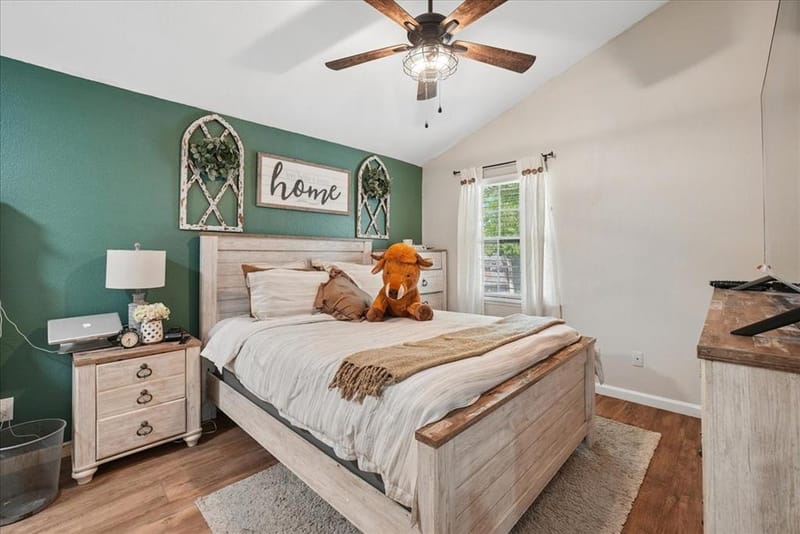 2111 Sharpshire Lane, Arlington TX 76014 - Photo 10