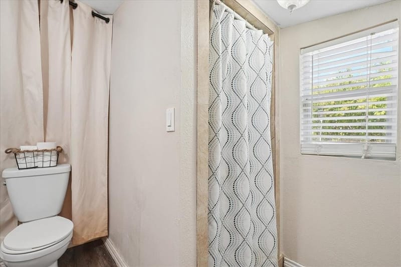 2111 Sharpshire Lane, Arlington TX 76014 - Photo 18
