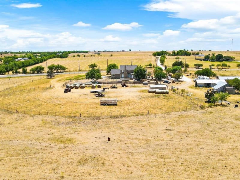 9501 Fm 2331, Godley TX 76044 - Photo 26