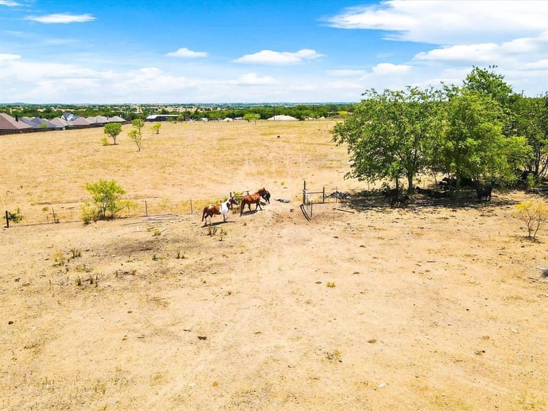 9501 Fm 2331, Godley TX 76044 - Photo 24