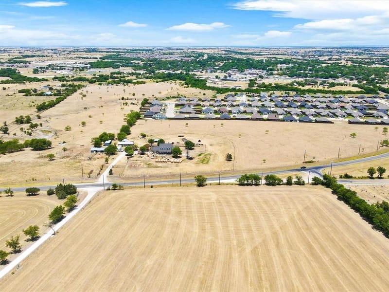 9501 Fm 2331, Godley TX 76044 - Photo 11
