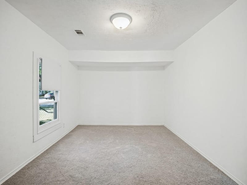 140 Edgefield Drive, Garland TX 75040 - Photo 9