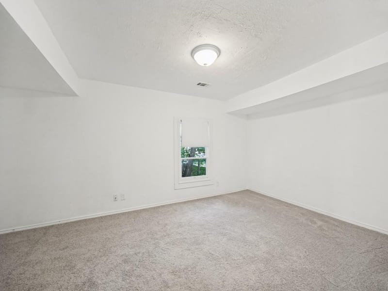 140 Edgefield Drive, Garland TX 75040 - Photo 10