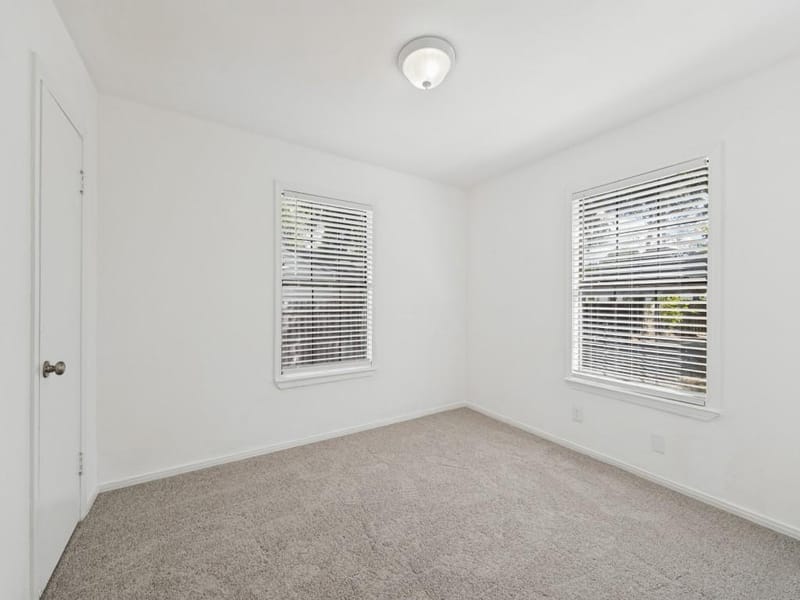 140 Edgefield Drive, Garland TX 75040 - Photo 11