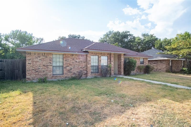 2801 College Park Drive, Rowlett TX 75088 - Photo 3