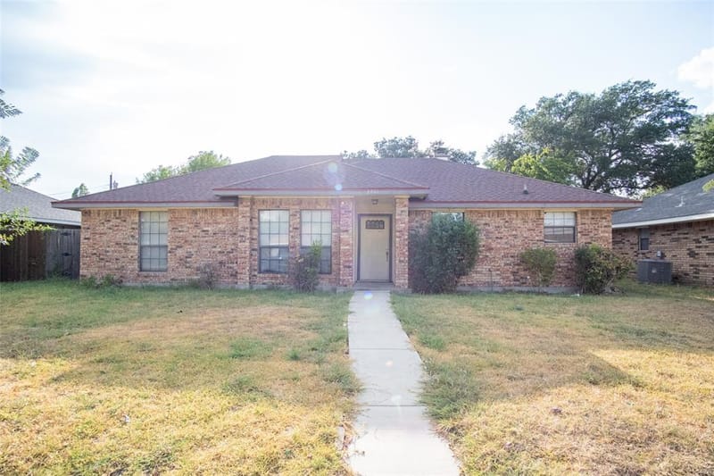 2801 College Park Drive, Rowlett TX 75088