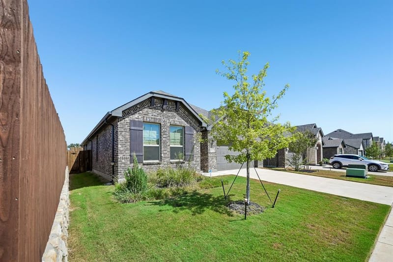 1612 Elle Lane, Aubrey TX 76227 - Photo 30