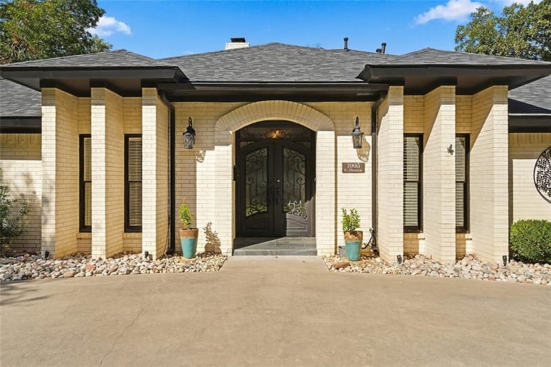 1005 S Denton Street, Gainesville TX 76240 - Photo 5
