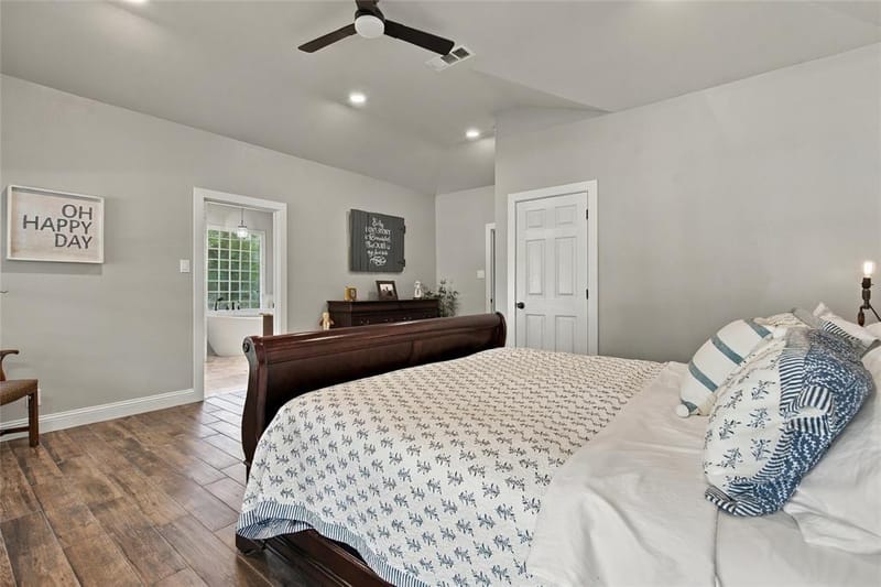 1005 S Denton Street, Gainesville TX 76240 - Photo 25