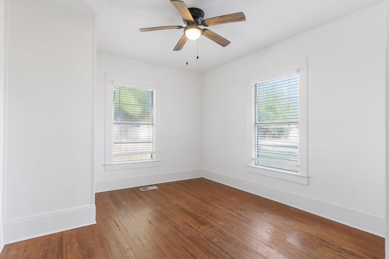 307 S Crockett Street, Edgewood TX 75117 - Photo 9