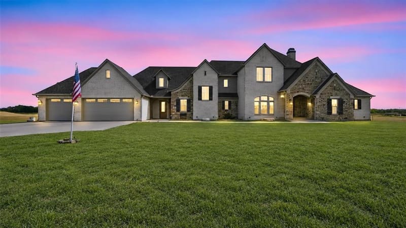 1180 Wiggins Road, Maypearl TX 76064