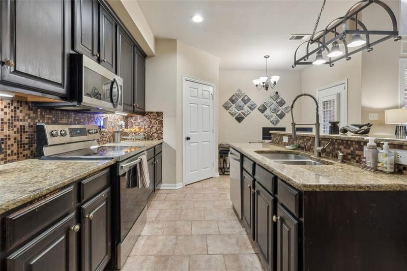 1748 Massey Drive, Lewisville TX 75067 - Photo 9