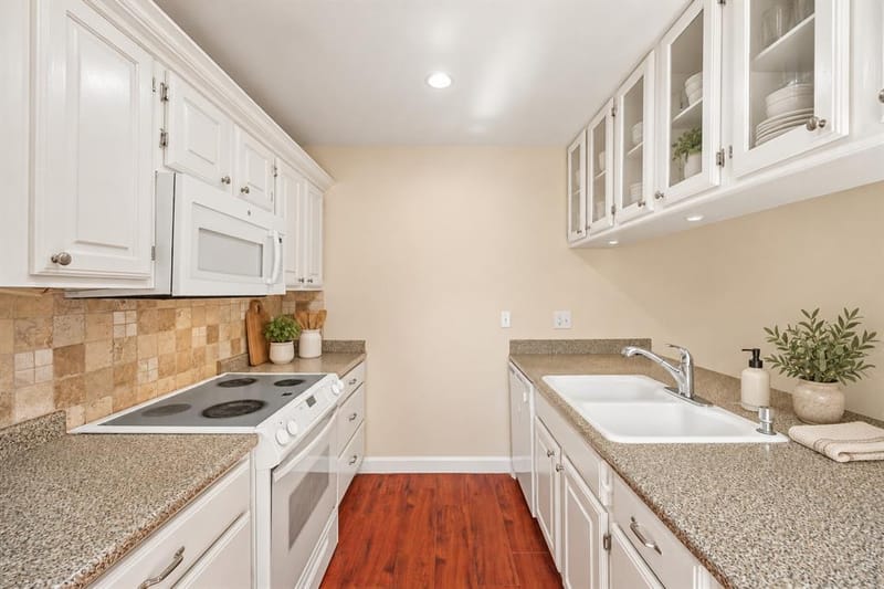417 Santa Rosa Drive, Garland TX 75043 - Photo 6