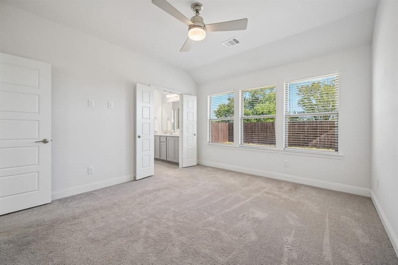 925 King Street, Aubrey TX 76227 - Photo 17