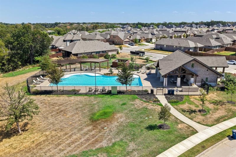 925 King Street, Aubrey TX 76227 - Photo 36