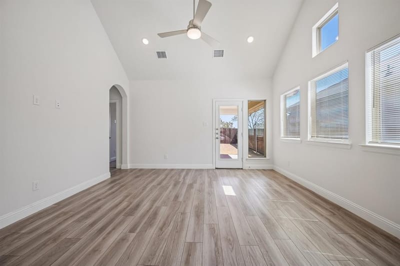 925 King Street, Aubrey TX 76227 - Photo 10