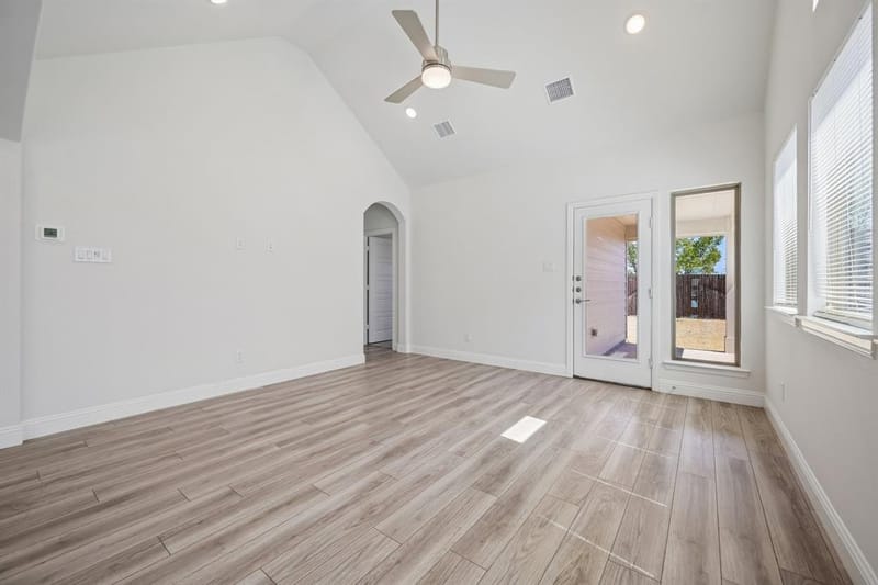 925 King Street, Aubrey TX 76227 - Photo 14