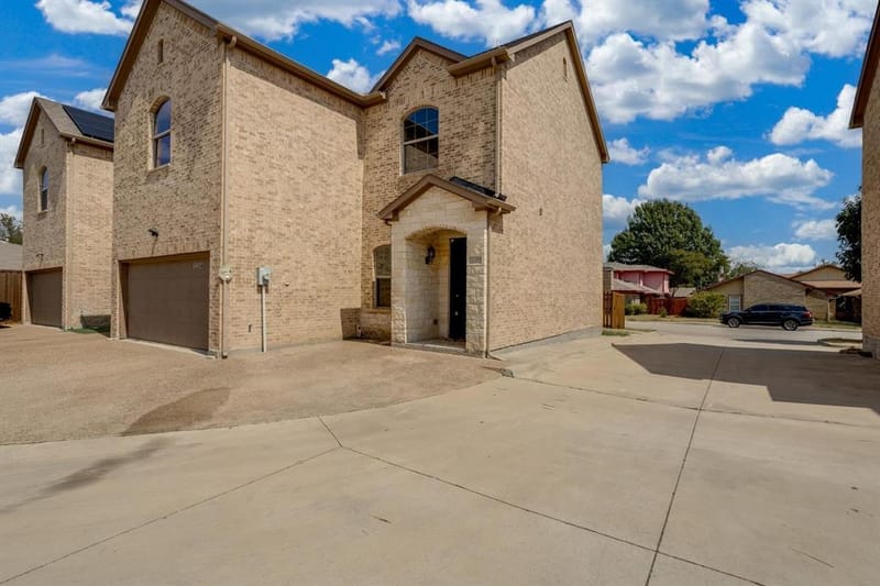 12364 Halima Street, Dallas TX 75243 - Photo 2