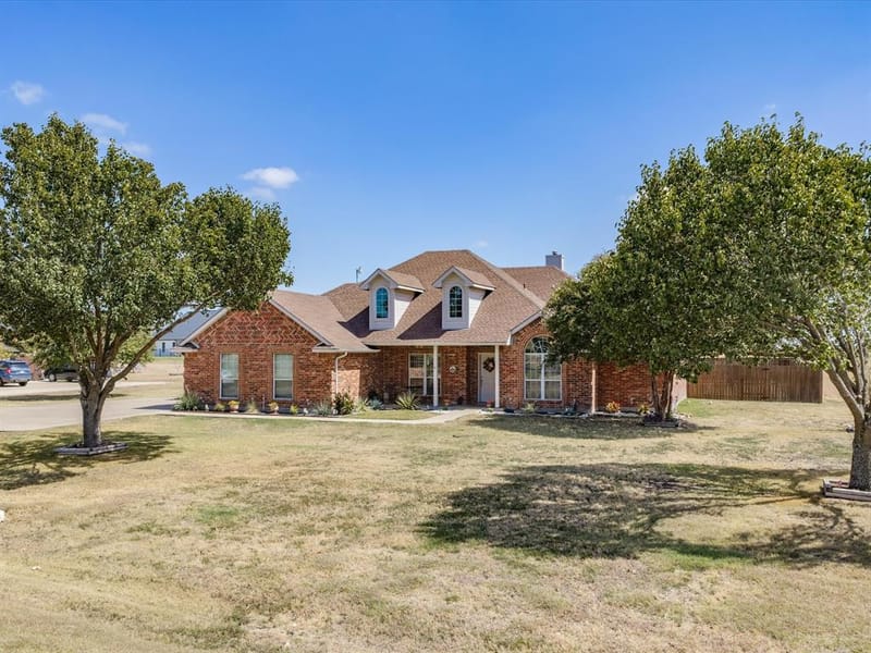 5020 April Lane, Waxahachie TX 75165 - Photo 4