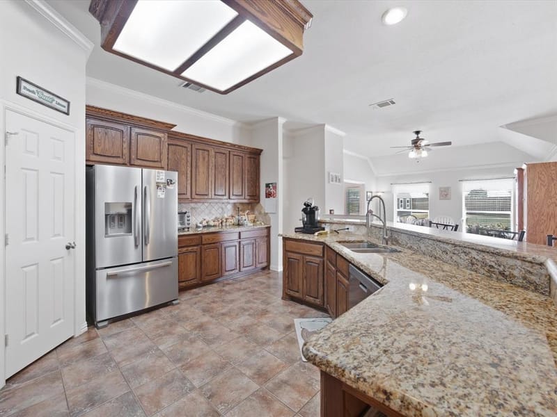 5020 April Lane, Waxahachie TX 75165 - Photo 8