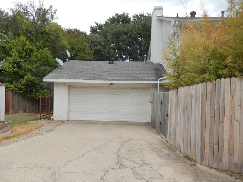 9023 Glen Springs Circle, Dallas TX 75243 - Photo 36